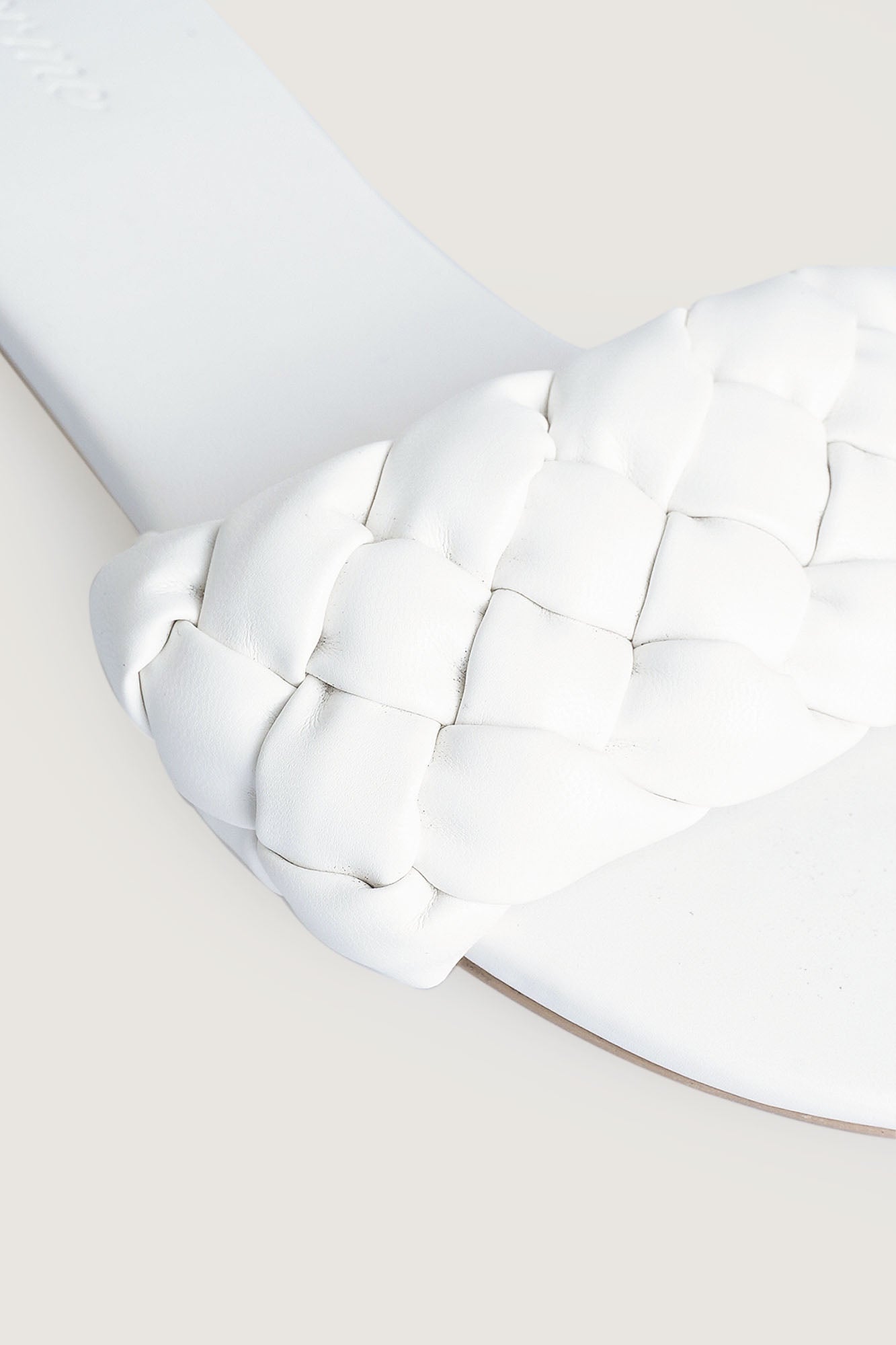 963001-White-5.jpg
