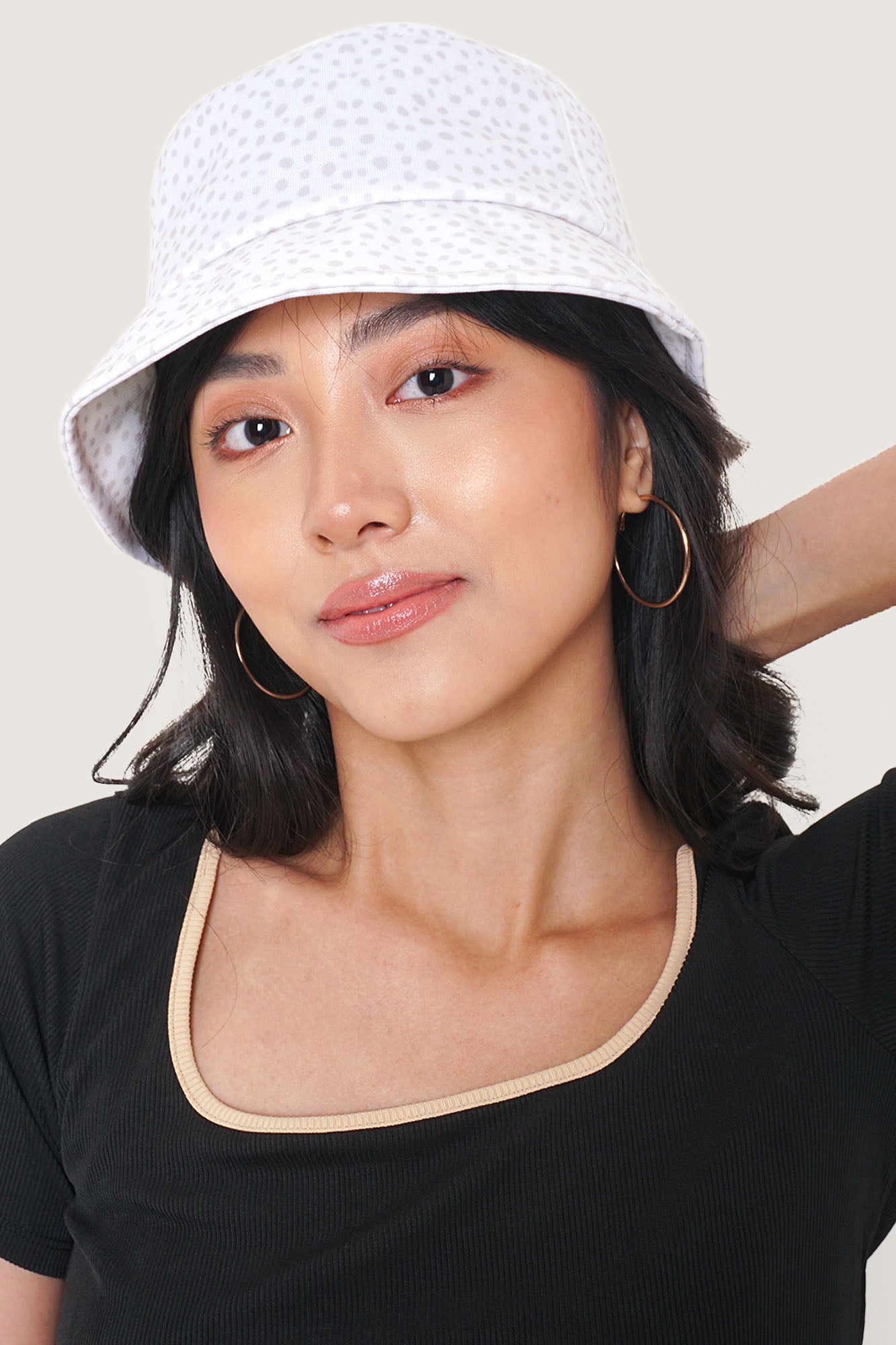 964425-Off White-1.jpg