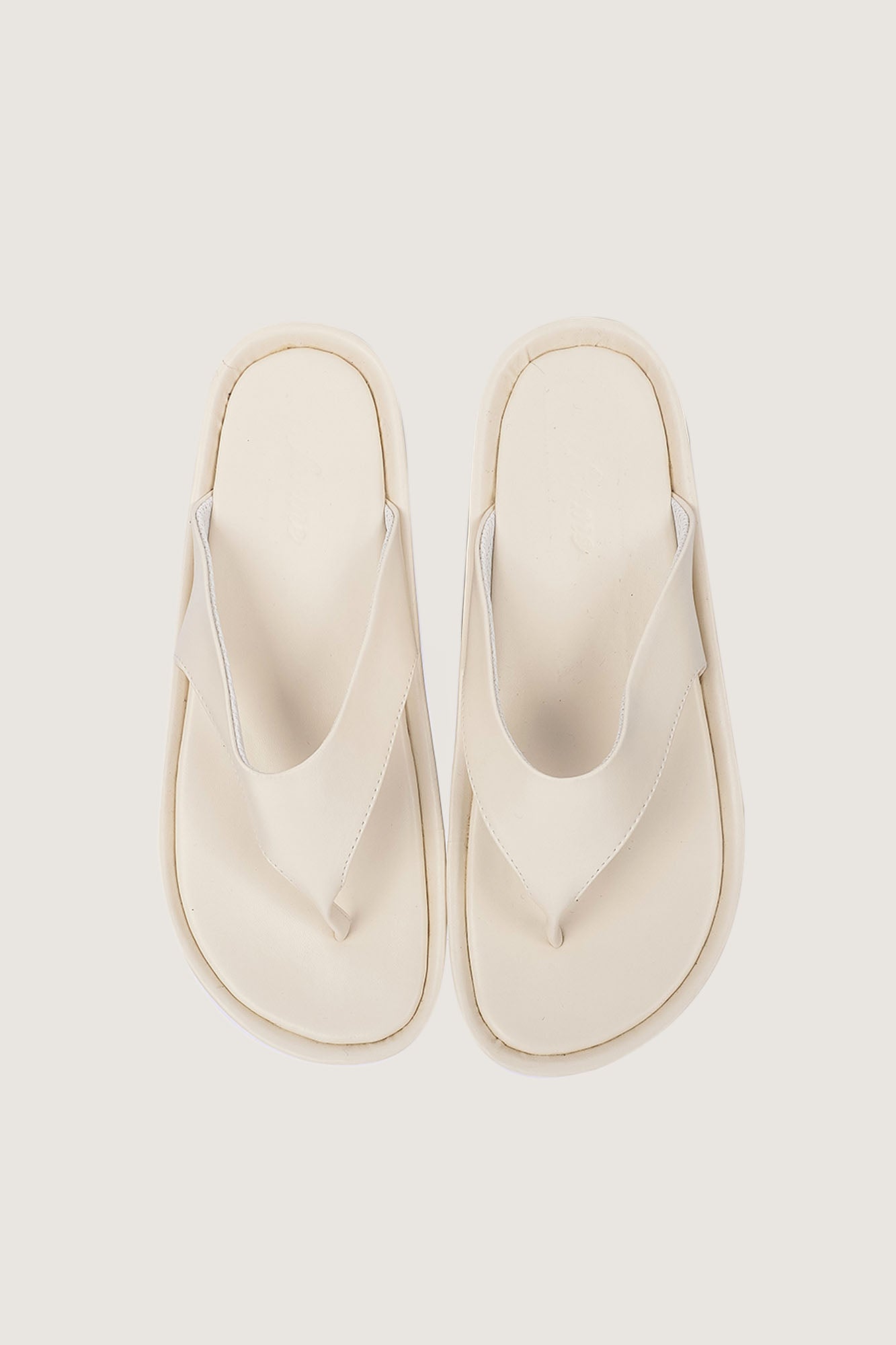 964726-Off White (1).jpg