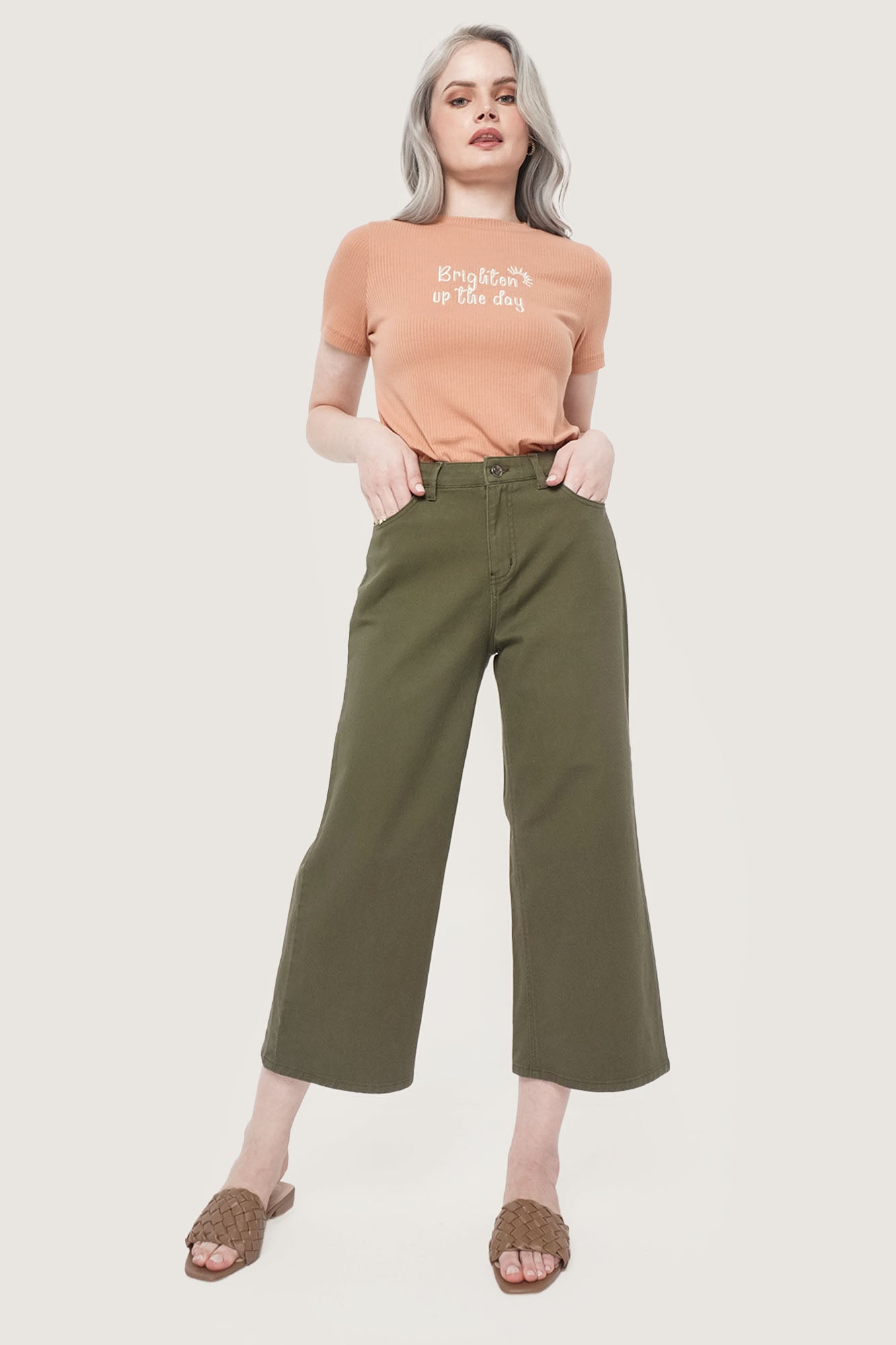 966003-Olive (2).jpg