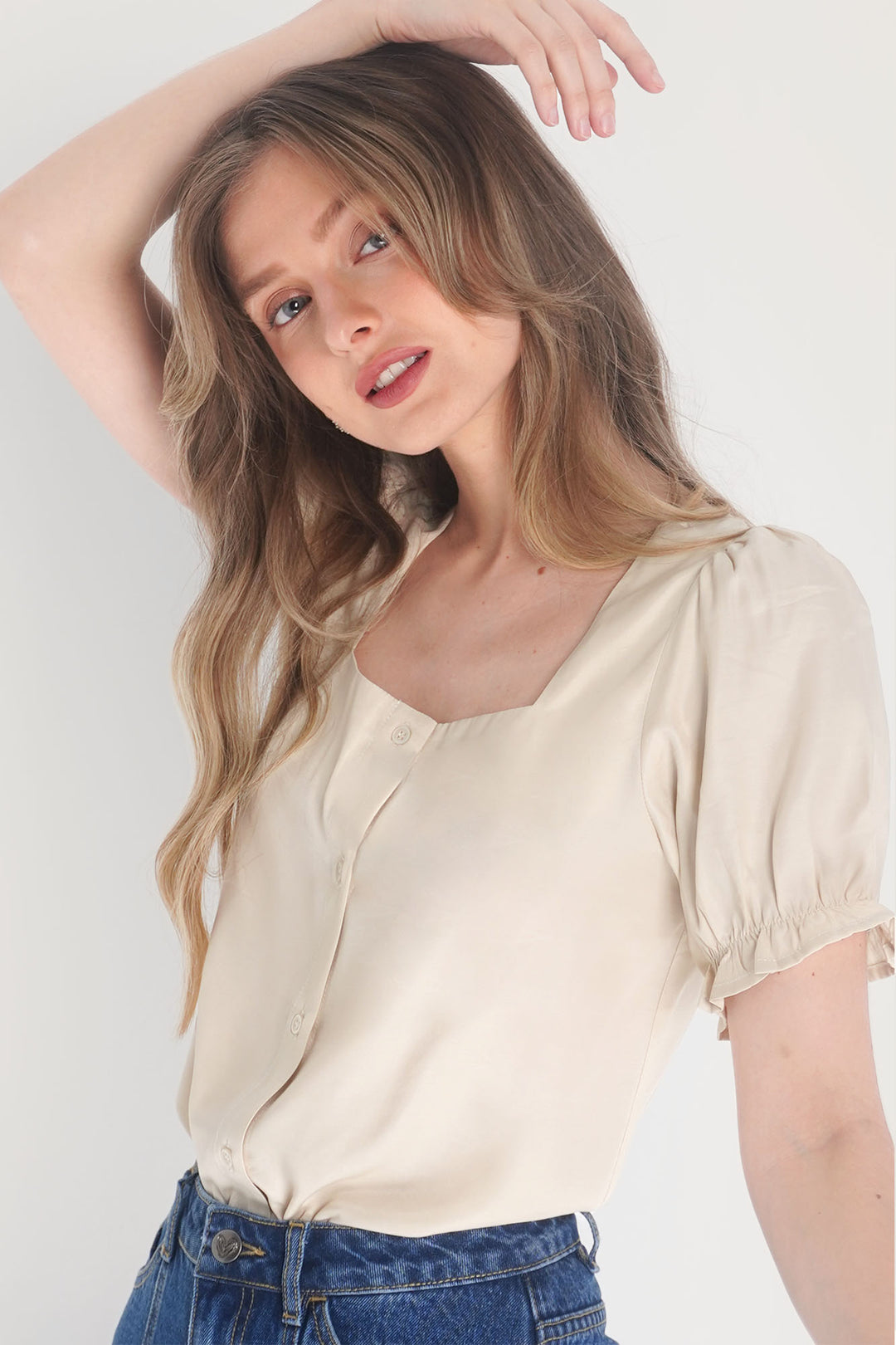 966306-Off White (1).jpg