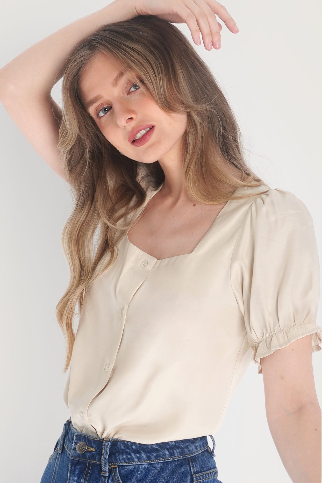 966306-Off White (1).jpg