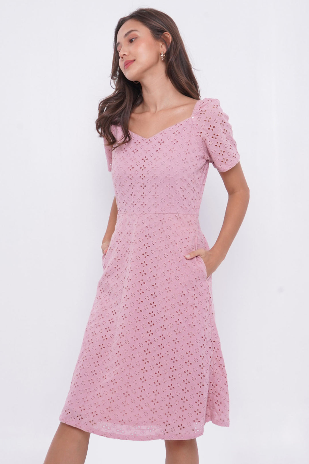 967274-Mauve (1).jpg