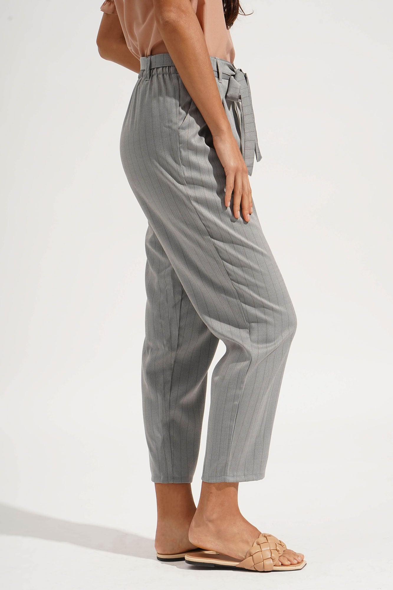 968252-Gray (2).jpg