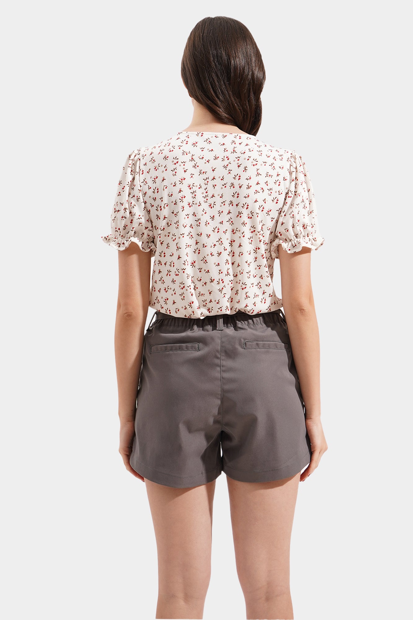 969302-Off White (1).jpg