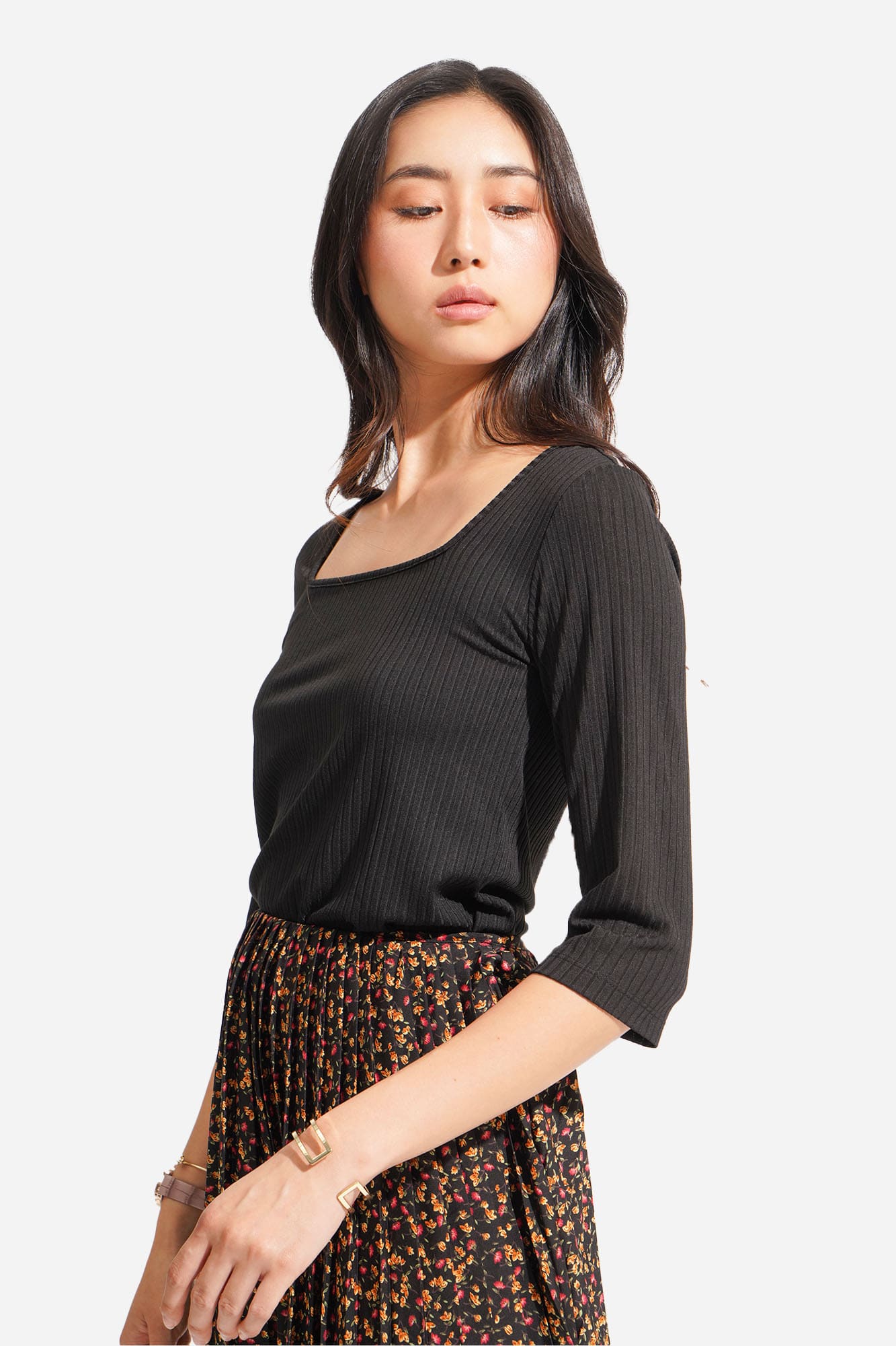 970456-Black (4).jpg
