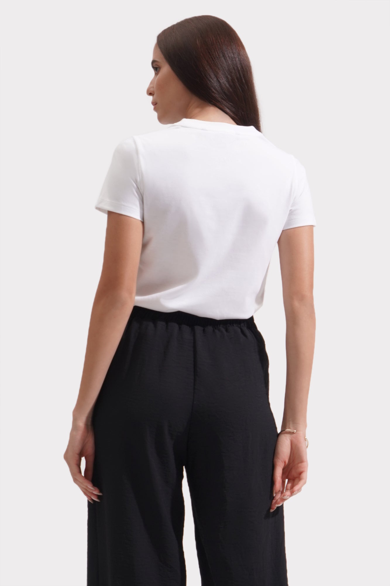 970598-Off White (5).jpg