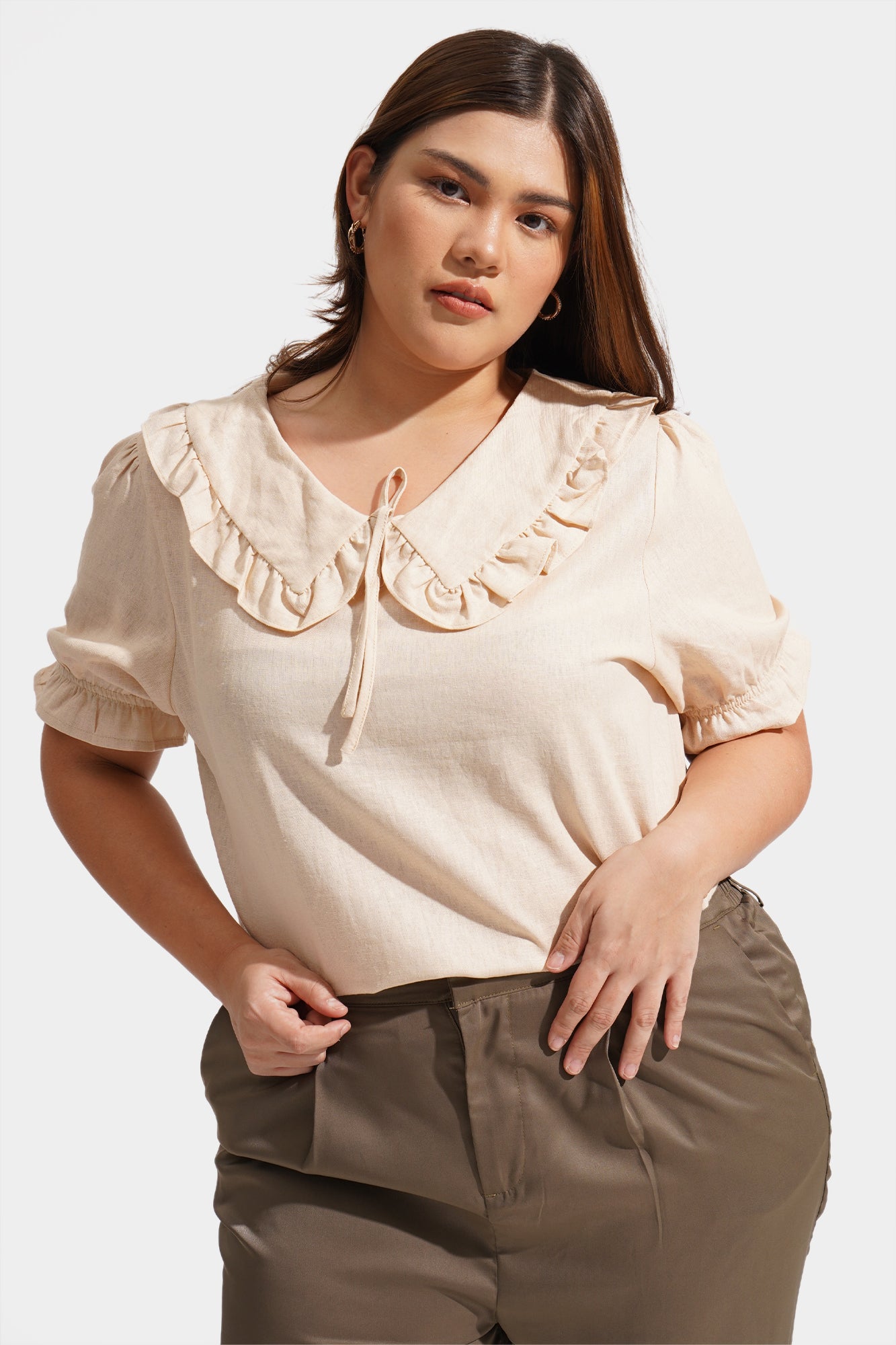 REFORME Statement Collar Top