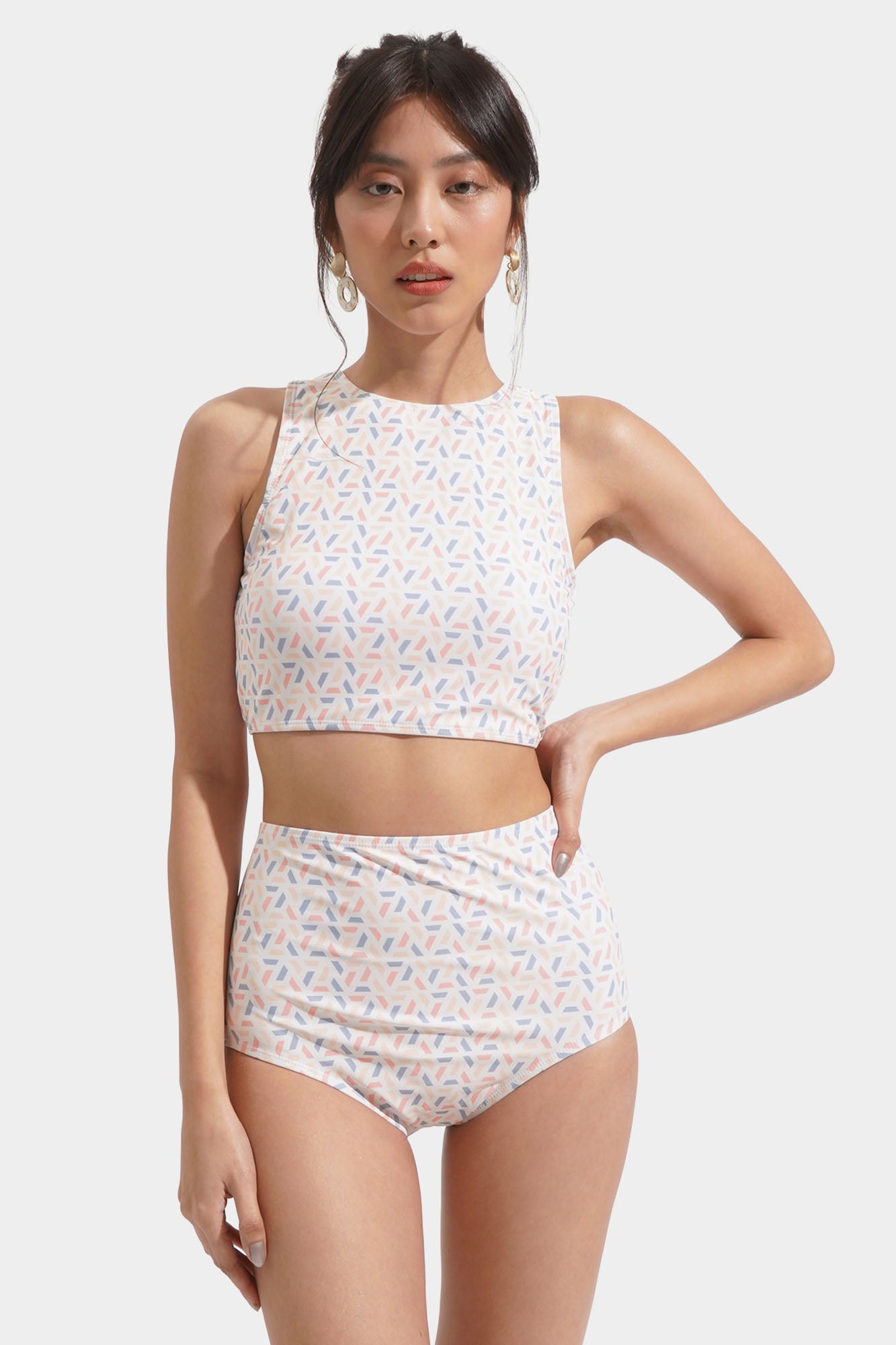 970809-Off White (1).jpg