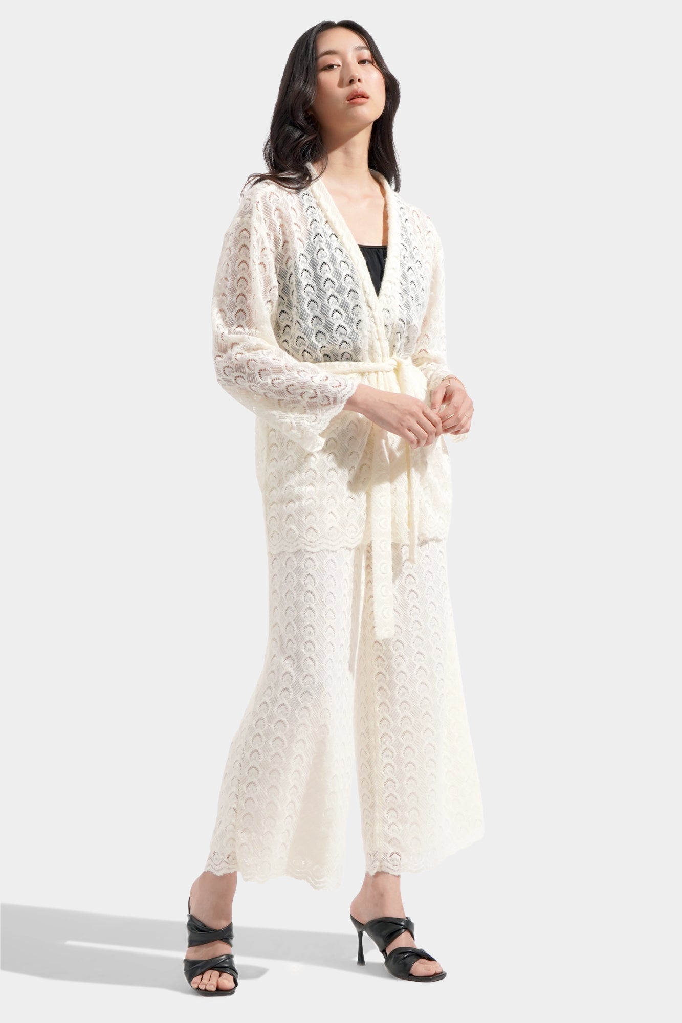972002-Off White (2).jpg