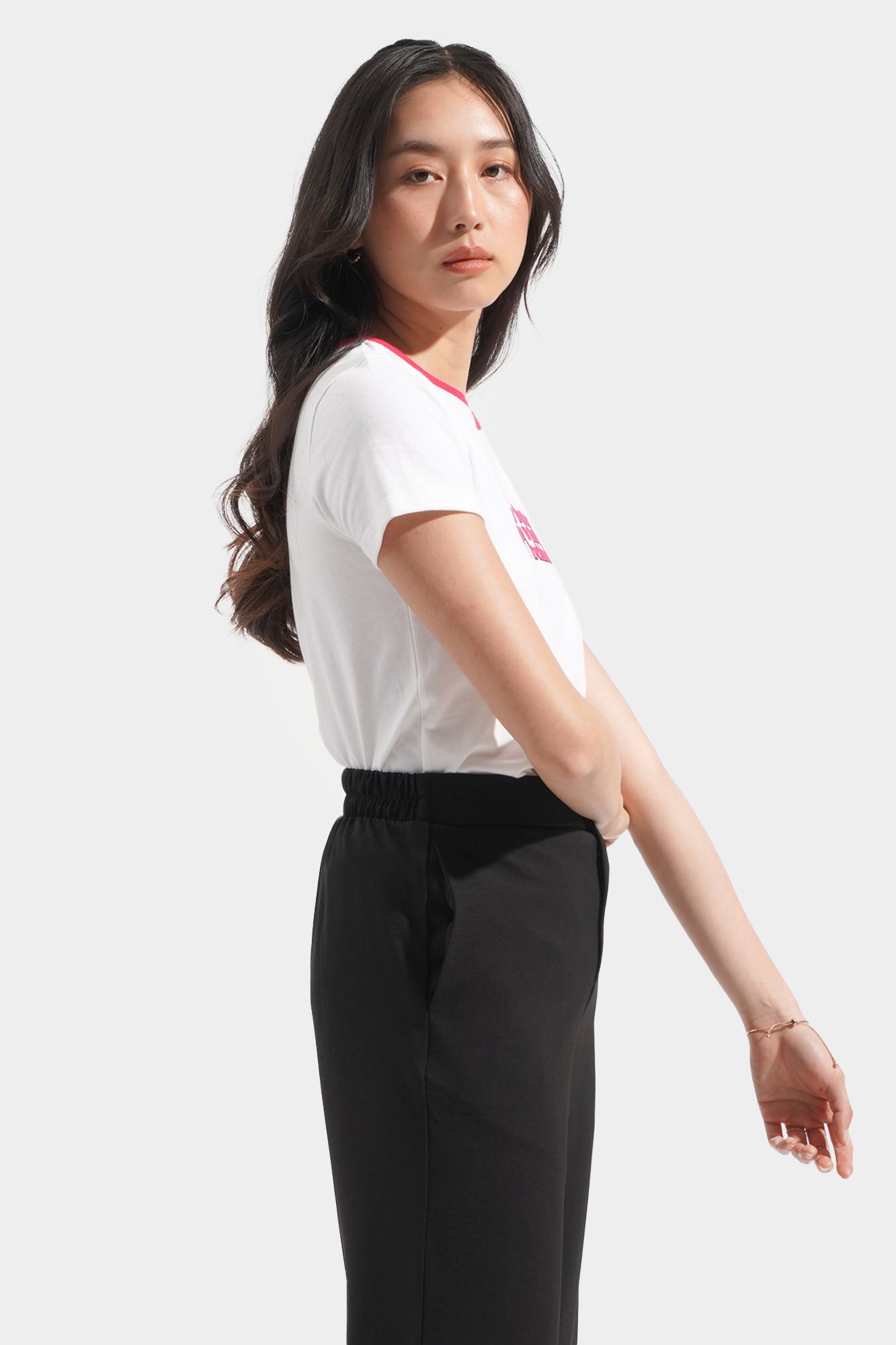 973411-Off White (4).jpg