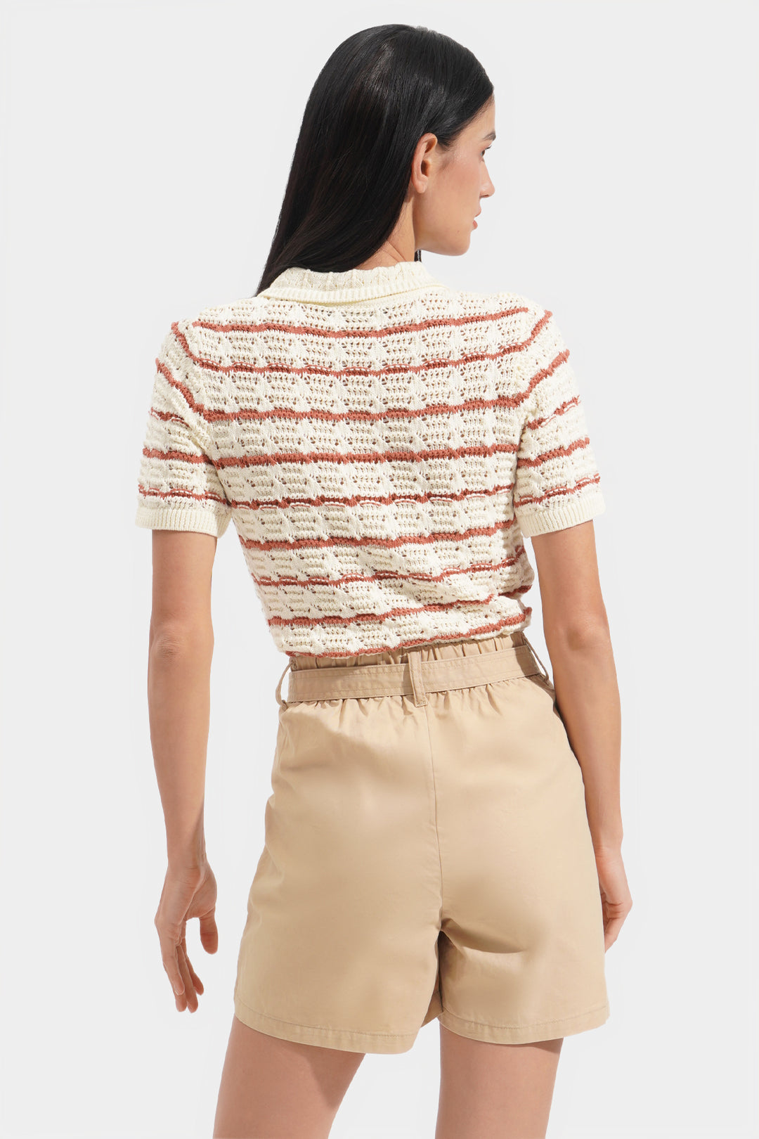973989-Off White (1).jpg