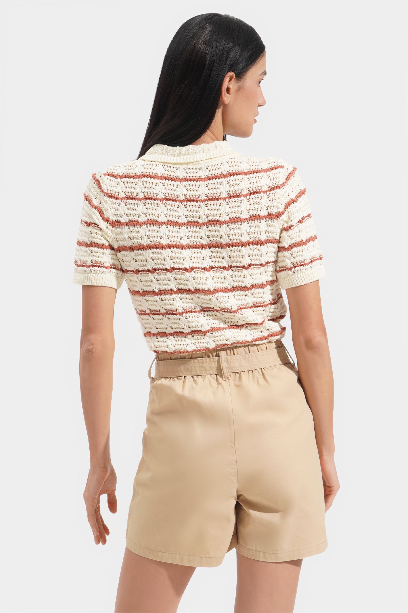 973989-Off White (1).jpg