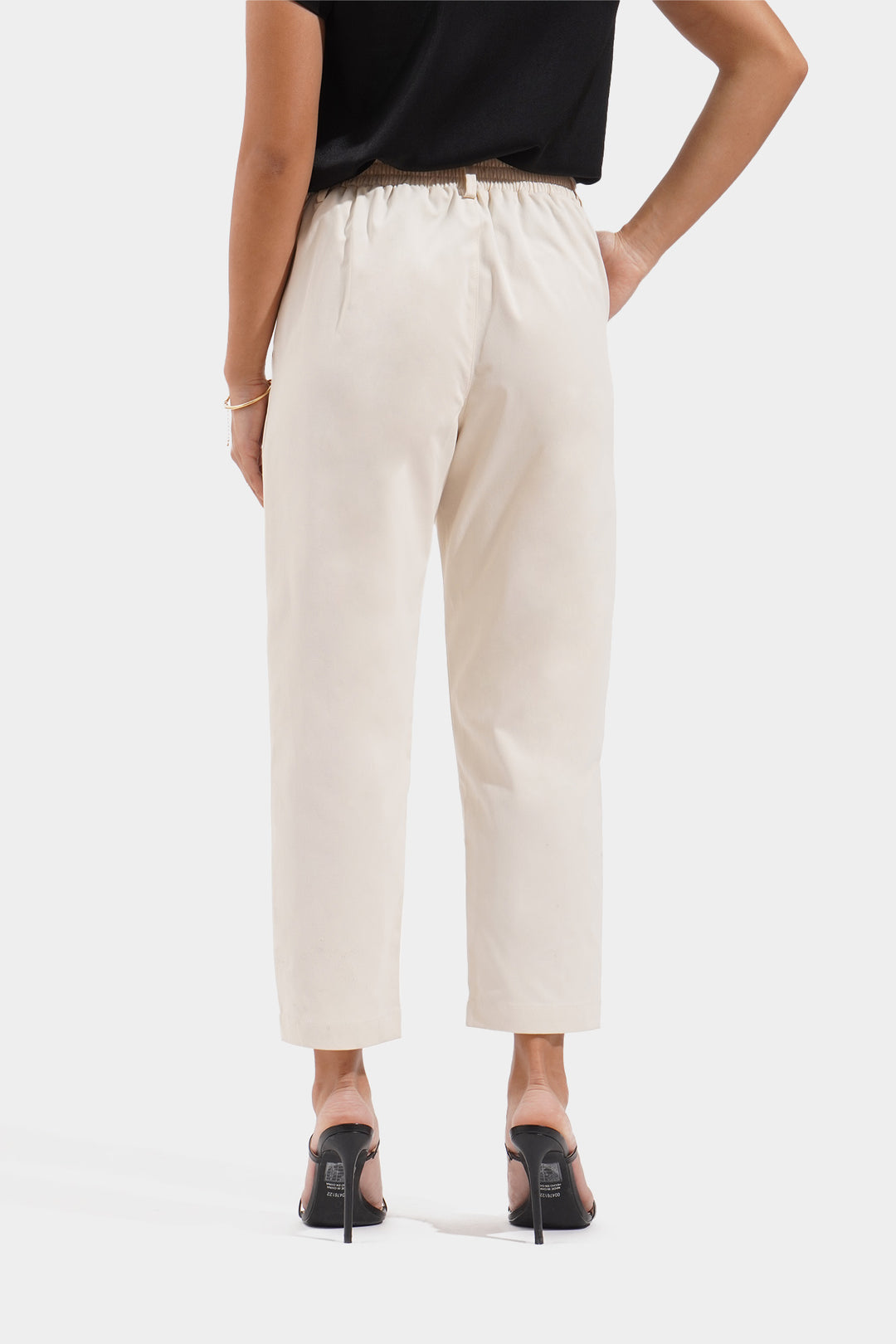 974087-Off White (4).jpg