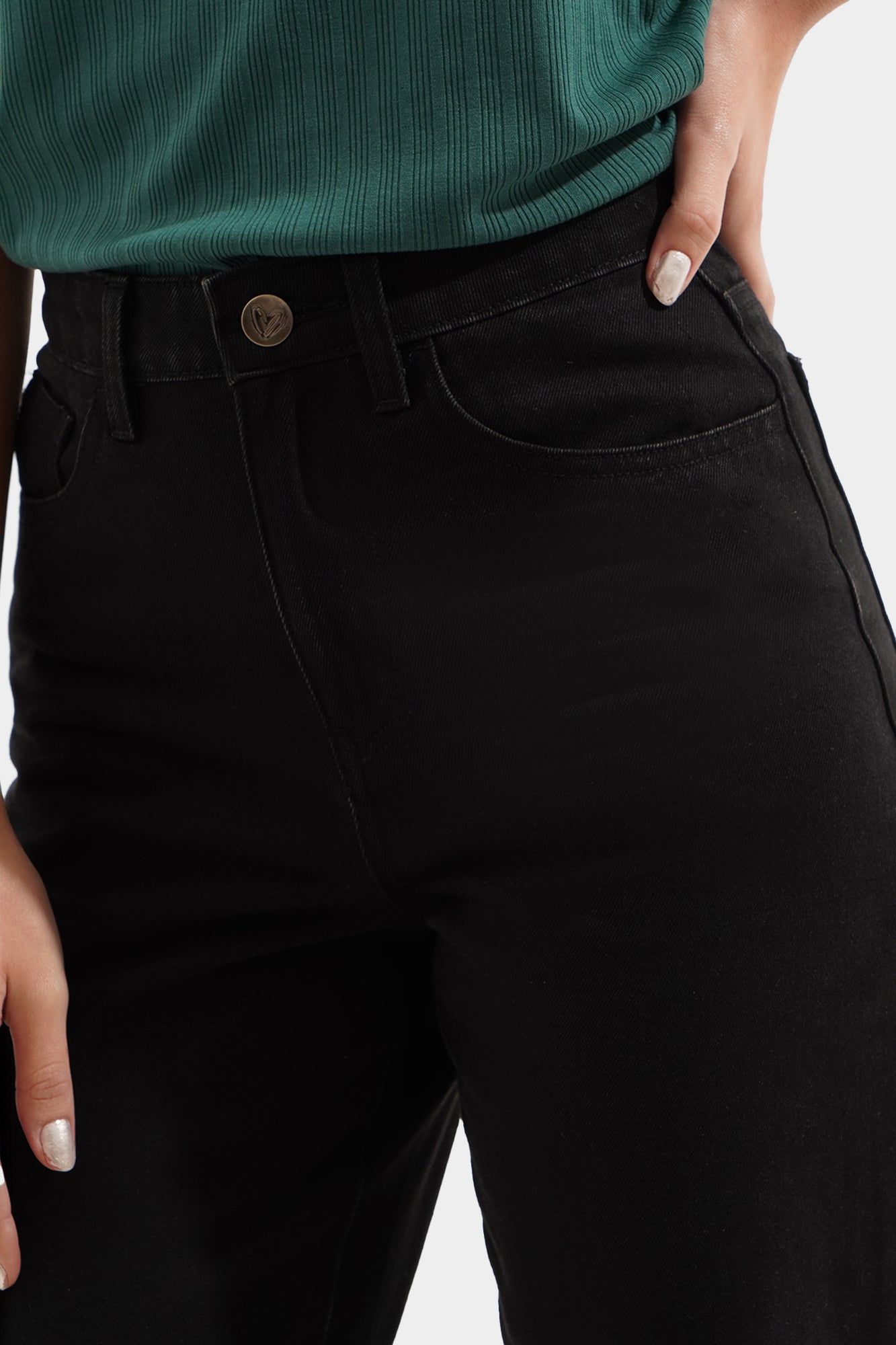 974094-Black (1).jpg