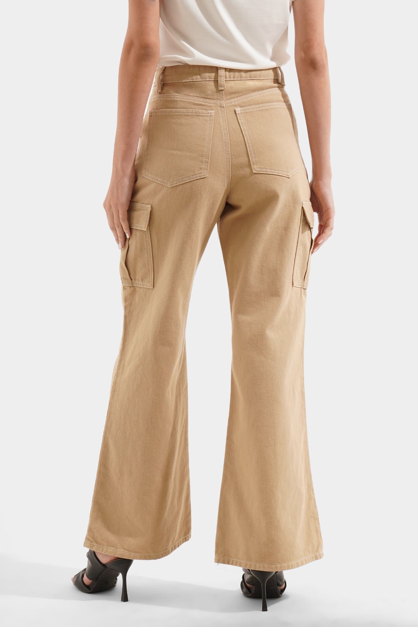 974095-Khaki (1).jpg