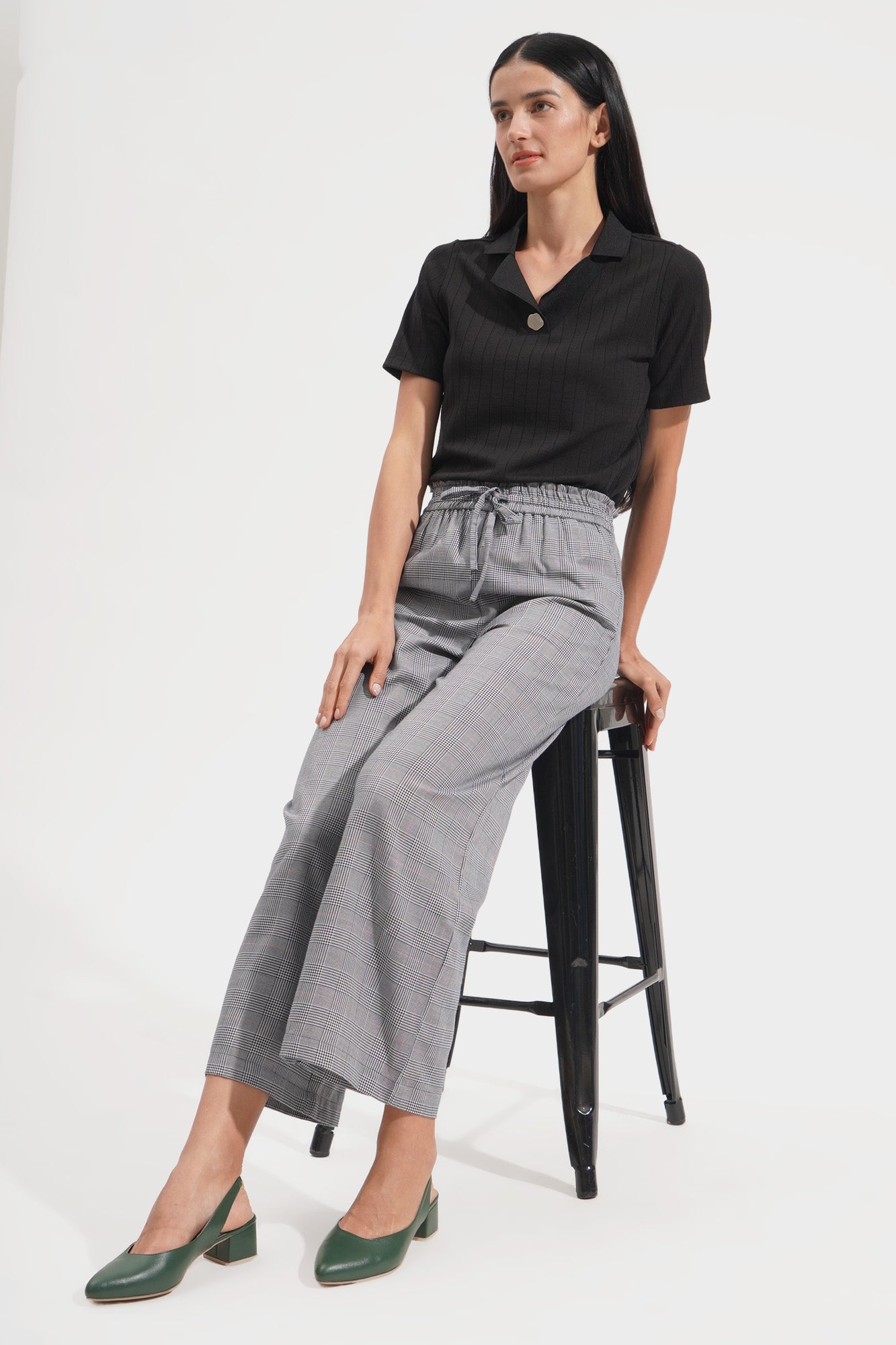 974372-Gray (1).jpg