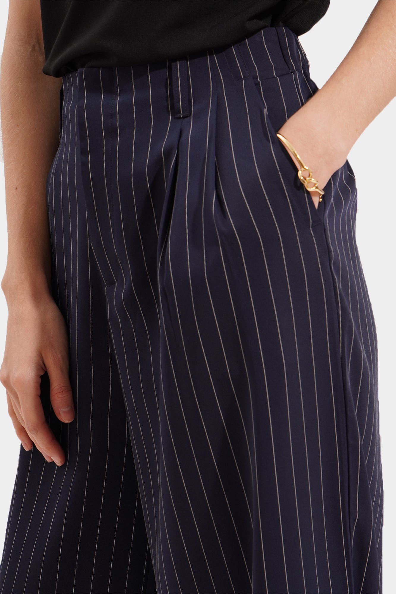 974443-Navy Blue (3).jpg