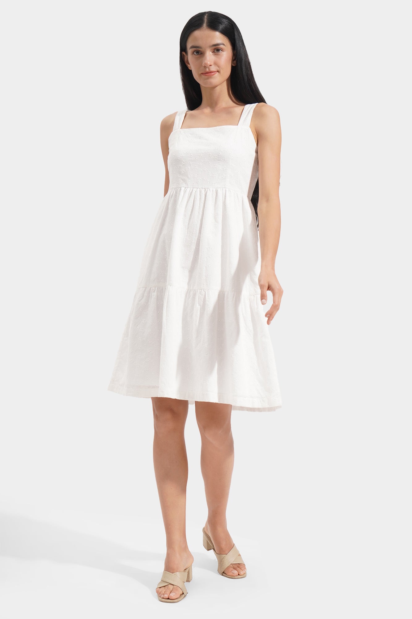 975377-White (1).jpg
