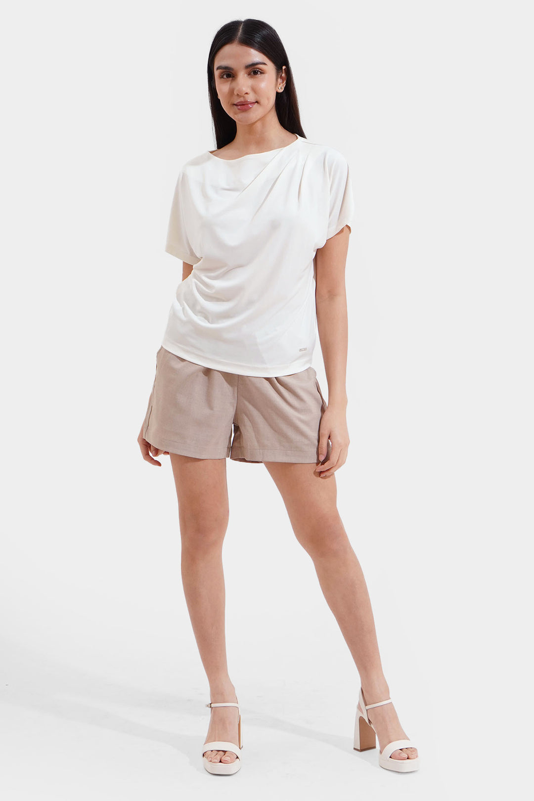 975439-Off White (5).jpg