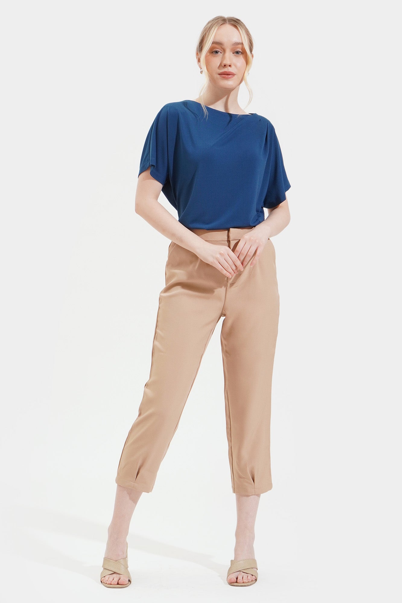 975439-Teal (3).jpg
