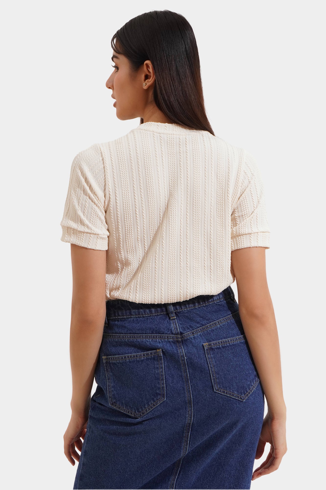 975485-Cream (1).jpg