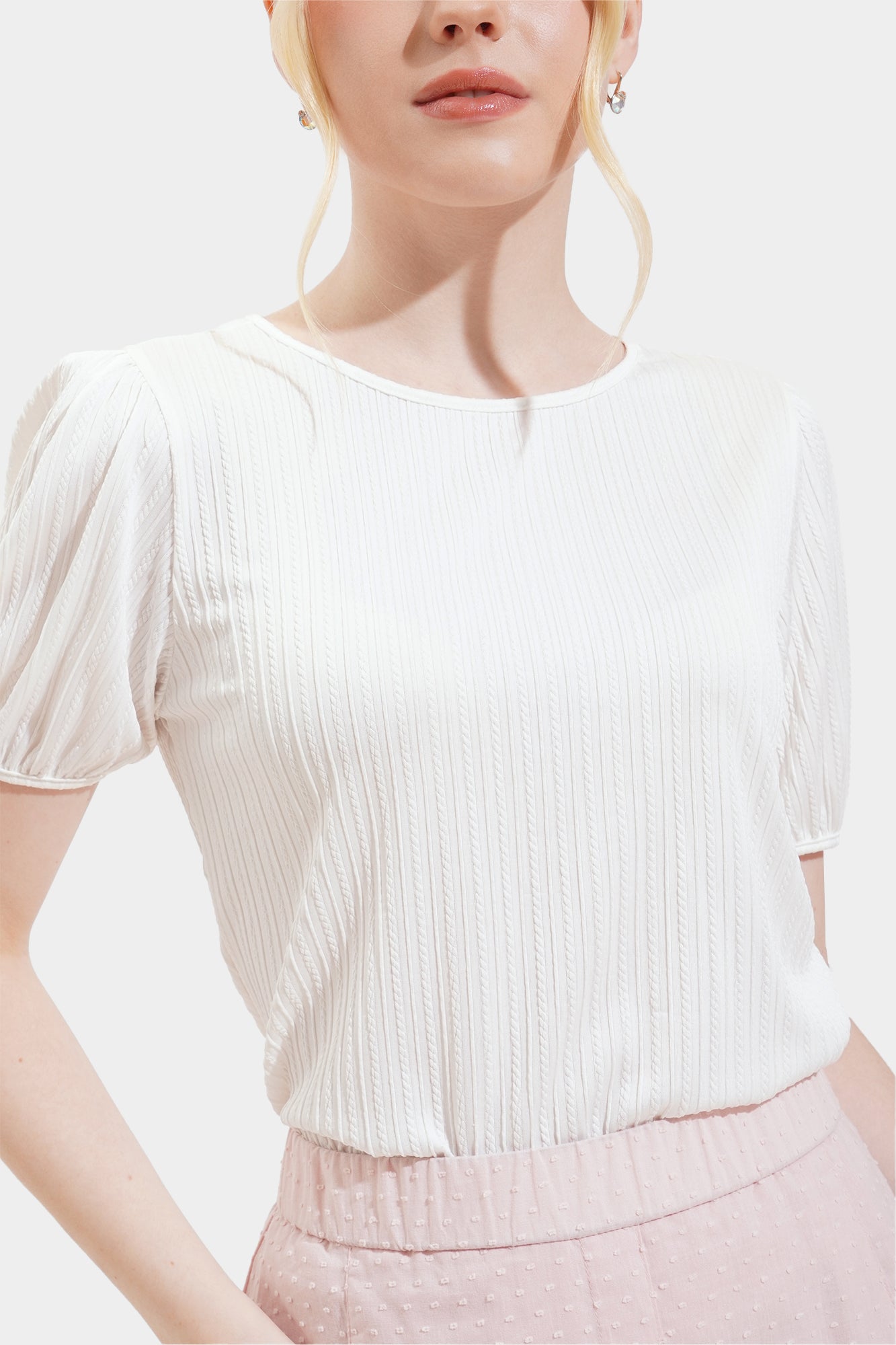 975487-Off White (2).jpg