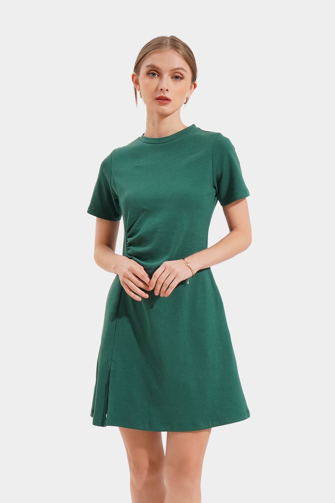 975515-Green (1).jpg