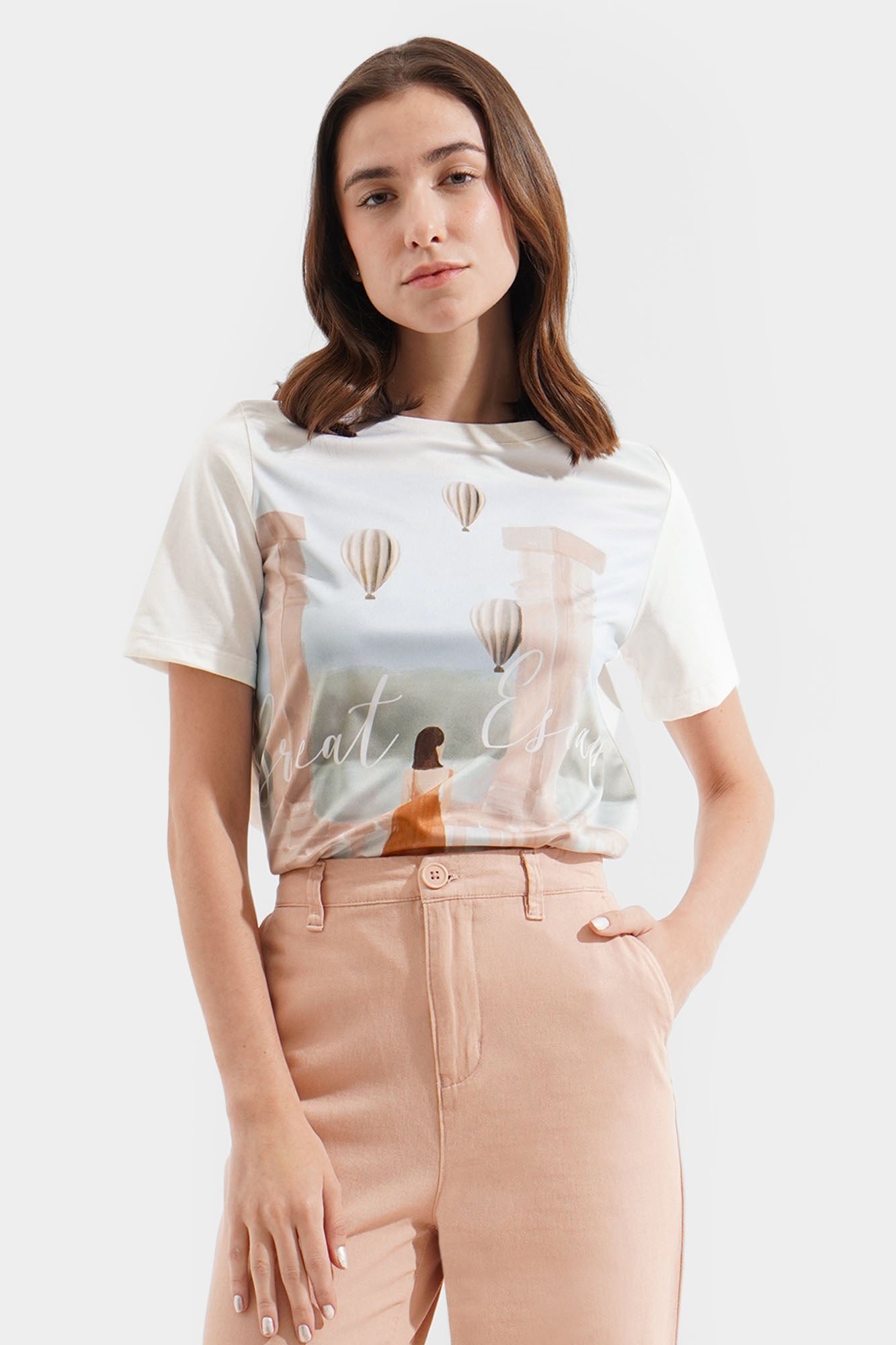 975564-Off White (1).jpg