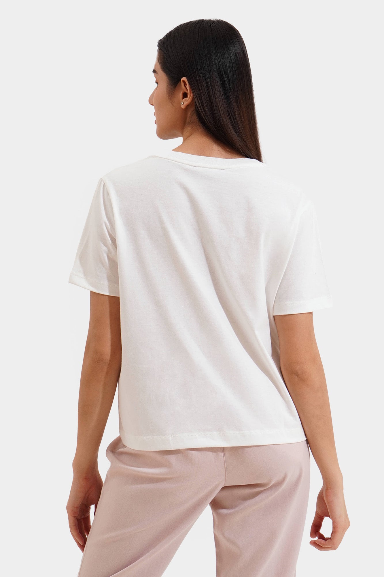975580-Off White (1).jpg
