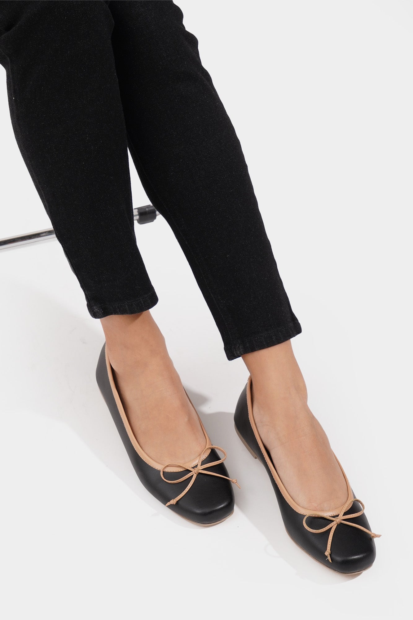 976154-Black (1).jpg