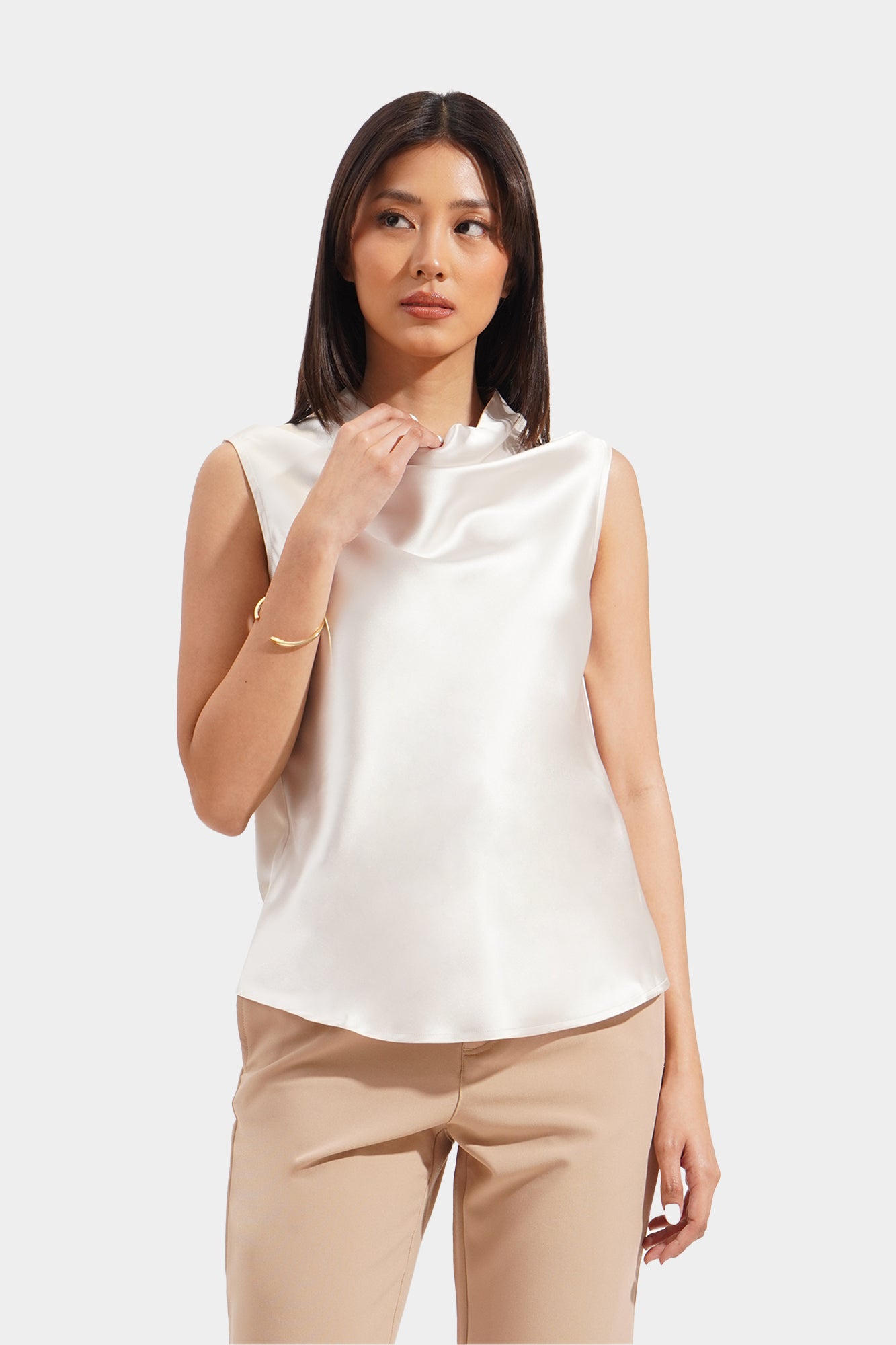 976186-Off White (1).jpg