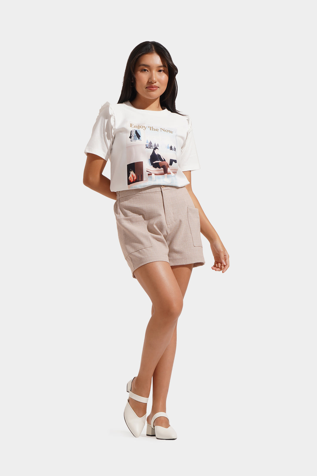 976467-Off White (1).jpg
