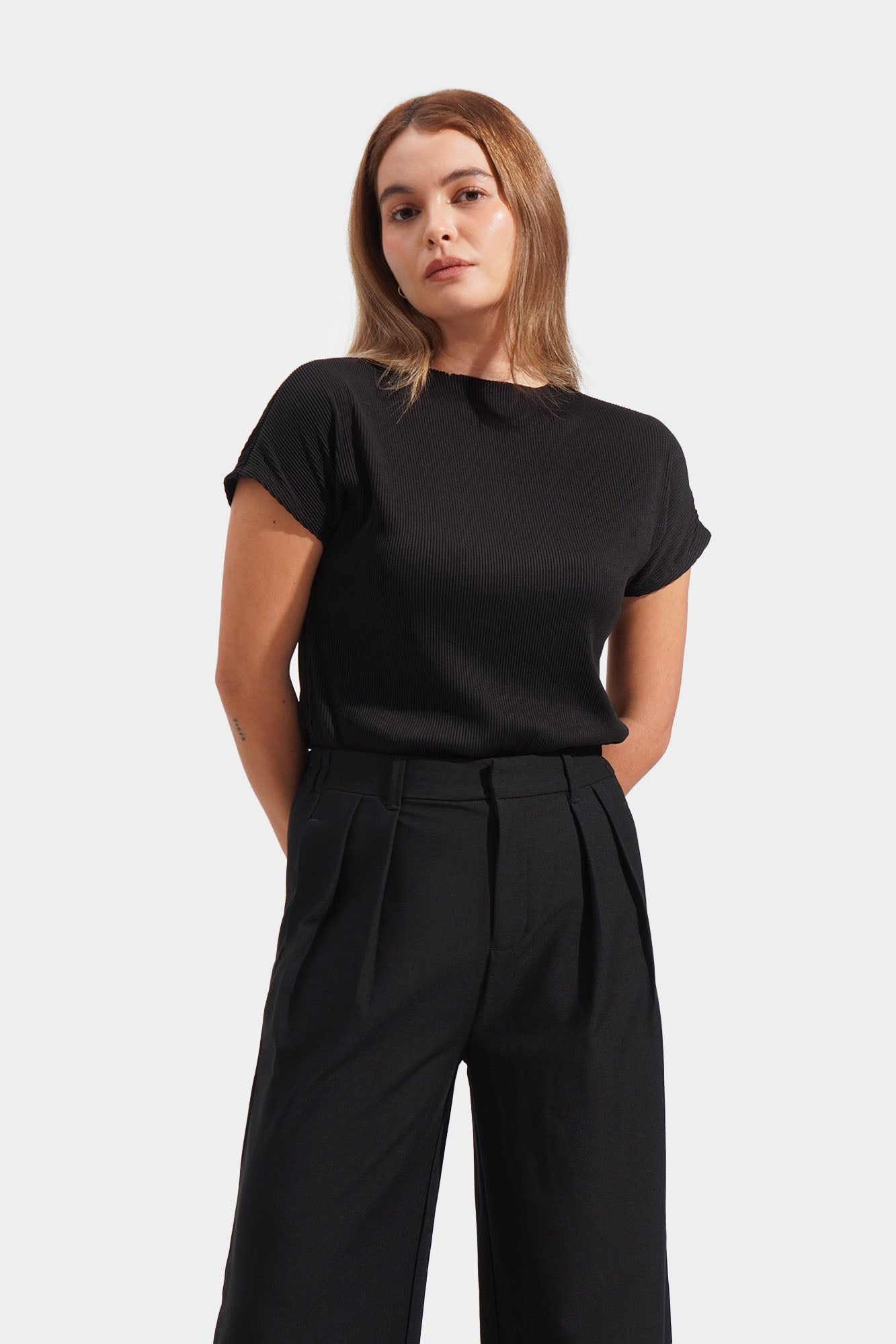 976500-Black (1).jpg