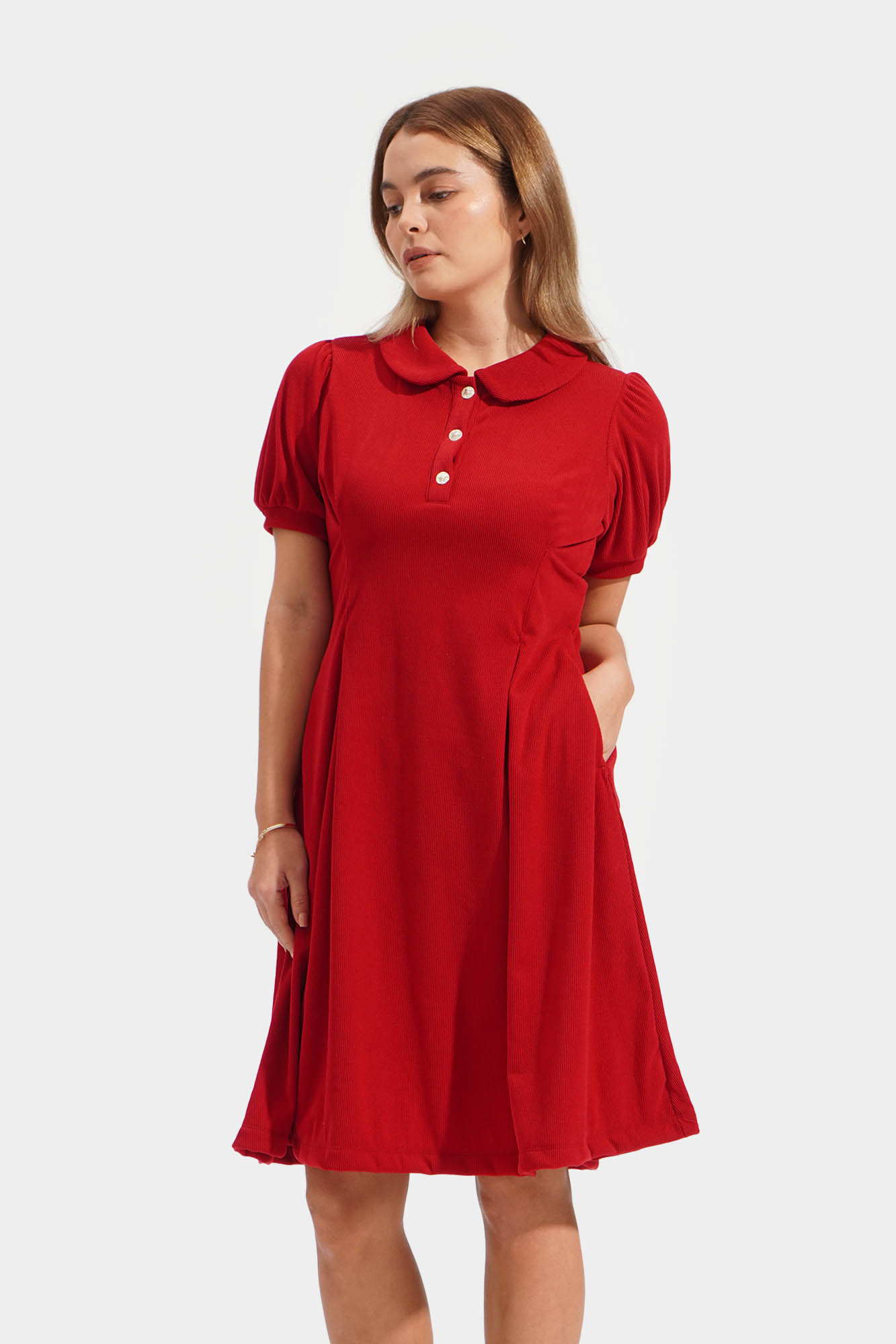 976508-Red (1).jpg