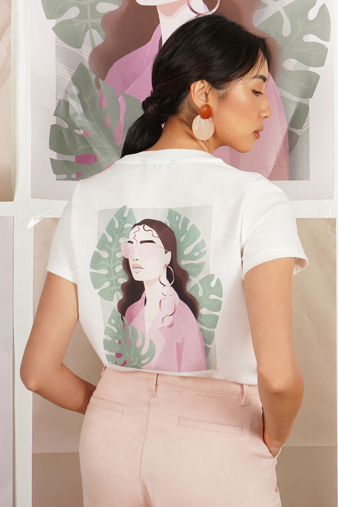 I Am Woman: I Run My Own Dreams Graphic Tee