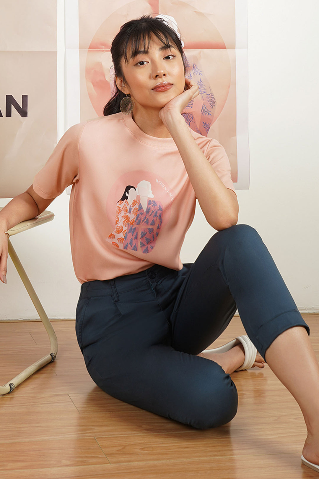 I Am Woman: Women For Women Graphic Tee
